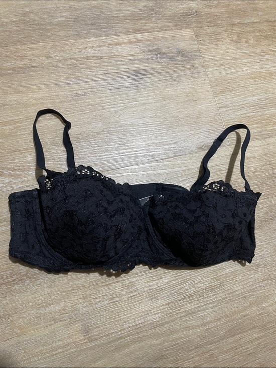 Victoria's Secret Other - Victoria’s Secret Black Lace Underwire Bra - Women Intimates & Sleepwear 36C